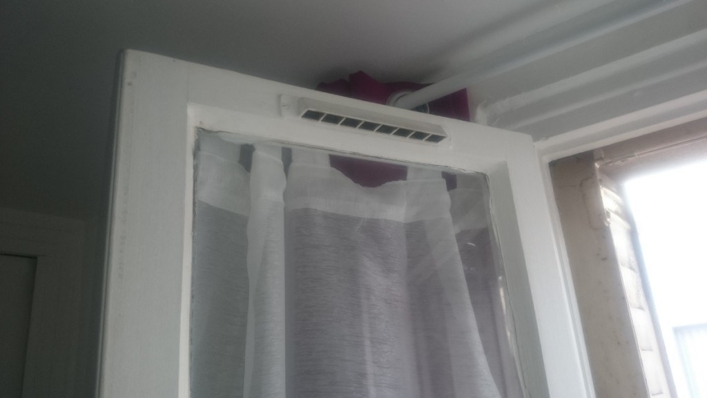 Création de ventilation de fenêtres PVC
